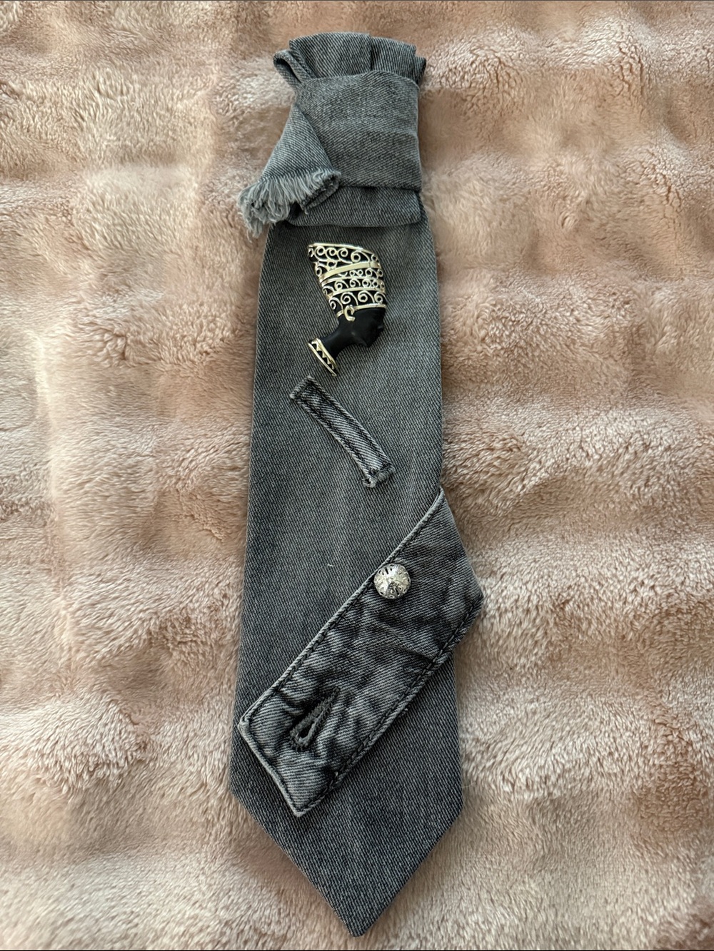 Women’s Gray Denim Fashion Tie with Decorative Pin
